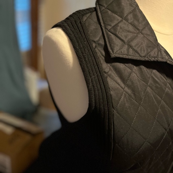 Jones New York Black Quilted Vest - Picture 3 of 8